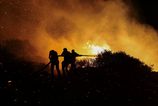 Grecki hasici nadalej bojuju s poziarom