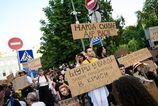 Pametate si na nase nedavne video z protestu Ukrajincov