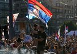 Protesty v Srbsku eskaluju prezident Vucic varuje