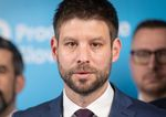 Michal Simecka ziada o odvolanie sefa SIS Pavla Gaspara