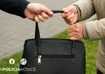 Mladik v Krompachoch chcel okradnut dochodkynu