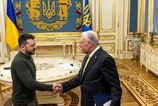 Volodymyr Zelenskyj bude rokovat s americkym velvyslancom