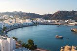 Omansky unik pred zimou Biela mesita so Swarovskeho lustrom a kupanie v kanonoch