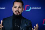 Demokrati vytiahli dokument ze rodinu Simeckovcov sledovali