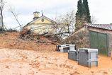 Zosuvy pody po intenzivnych dazdoch v Taliansku si vyziadali dve obete