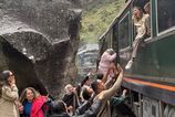 Celna zrazka dvoch vlakov pod Machu Picchu sposobila jednu obet a 40 zranenych