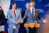 Kauza skrachovanej cestovnej kancelarie nabera na obratkach Jej sef je podozrivy z podvodu policia ma na stole stovky oznamen