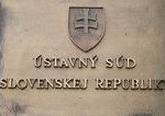 Ustavny sud opat pretazeny Pocet navrhov vzrastol
