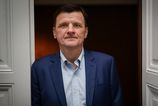 Alojz Hlina Pokutou 50 tisic ma chcu poskvrnit Aj Richard Takac sa foti v tricku Attilu Vegha