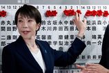 Liberalnodemokraticka strana vedena Sanae Takaicovou zvitazila vo volbach v Japonsku
