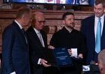 Prestizne uznanie pre Ukrajinu Volodymyr Zelenskyj prevzal v Mnichove cenu za reprezentovanie odvahy a odolnosti Ukrajincov