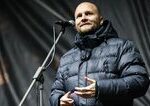 Pranie spinavych penazi a financie z Kyjeva Po obvineniiach Zoroslava Kollara ide stat preverit Demokratov