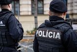 Razia SIMULATOR v Banskobystrickom kraji Financna sprava sa zamerala na podvody s luxusnymi autami