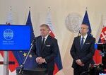 Koalicia riskuje kolaps samosprav Riesenie odklada na september