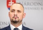 Opozicia chce legislativne obmedzit nelegalne poplatky v zdravotnej starostlivosti