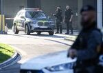 Policia hlada zlodeja parfumov v bratislavskom nakupnom centre Muz ukradol tovar v hodnote 1322 eur a usiel bez platenia