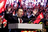 Viktor Orban ukryval este vacsiu rybu nez polskega ministra ktory utiekol do USA