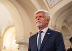 Novym sefom ceskej armady je general Miroslav Hlavac Prezident Pavel varuje pred tazkym obdobim modernizacie a vojen