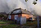 Poziar v Tvrdosovciach znicil tri domy a aut skoda presiahla 215 tisic eur