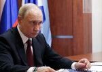 Lod sa potapa Putinovi najblizsi potichu vyvadzaju peniaze z krajiny v obave pred zhabanim majetku