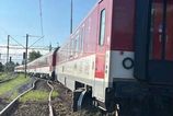 Na stanici Bratislava Nove Mesto doslo k vykolajeniu voznya