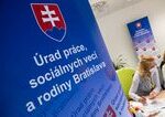 Nezamestnanost na Slovensku po mesiacoch rastie Pocet ludi bez prace prekrocila hranicu 142tisic