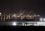 Pozar v egyptskom pristave Damietta sposobil dron Prevadzka pristavu zostava neobmedzena