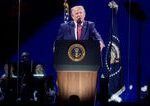 USA podla Trumpa zijaria viac nez kedy kolviek predtym Kritikov ozbacil za komunistov a varoval pred odpornou hrozbou v krajine