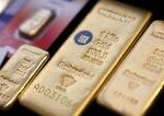 lacnejsia ropa a oslabeny dolar zamiesali karty zlato a striebro posilnili