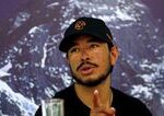 Nirmal Purda Kto bol legendarne nepalsky horolezec ktoreho zabila lavina na Broad Peaku