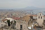 Posvatna pizza a chaos na uliciach Neapola v dialke prach Pompei Viete ze na Capri premava specialna lanovka