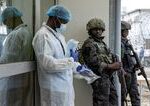 mimoriadny stav na lodi s podozrenim na ebolu v kongu testuju viac ako 200 pasazierov po smrti cestujuceho