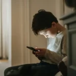Deti a sociálne siete: Ako ich ochrániť pred Facebookom a Instagramom?