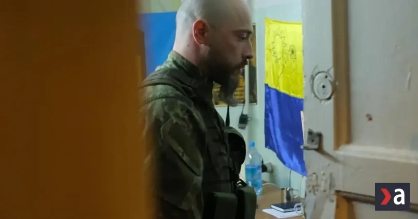 Dokument Zomrieť a žiť na Cinematiku: Príbeh troch mužov, ktorí sa učia znova žiť