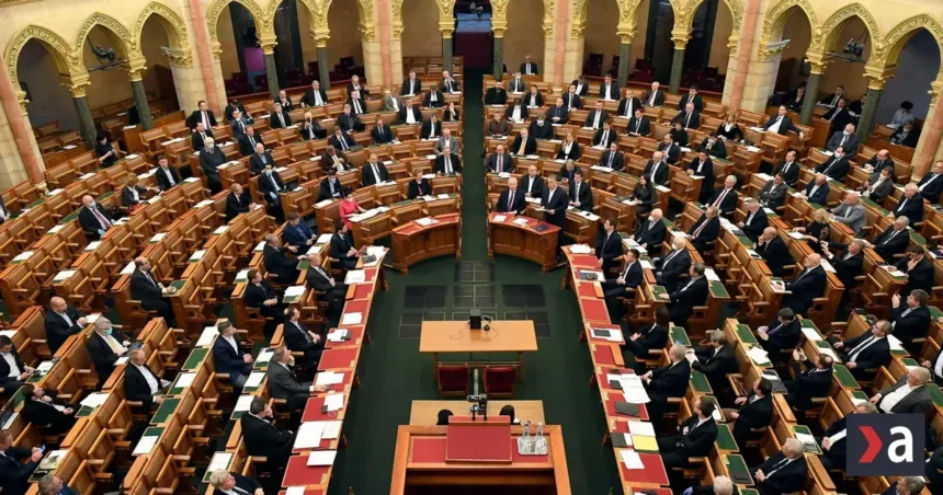 Maďarský parlament odmietol prezidentovho kandidáta na generálneho prokurátora