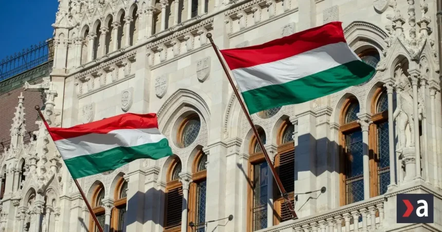 Maďarský parlament zvolil nového šéfa Mediálnej rady. Orbánova éra v médiách sa môže meniť