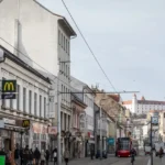 Nedeľňajšie zhromaždenie zablokuje centrum Bratislavy, polícia varuje pred obmedzeniami