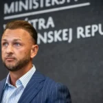 Opozícia neuspela s odvolávaním Šutaja Eštoka, parlament nebol uznášaniaschopný