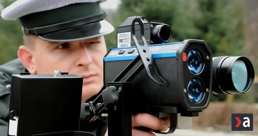 Polícia pokutovala vodiča v Kľačne, prekročil rýchlosť o 62 km/h