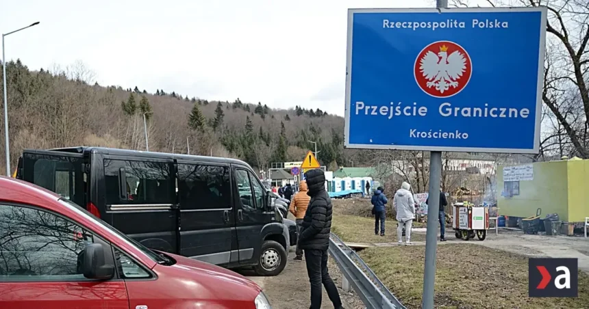Poľsko sprísnilo bezpečnosť: Šesť priechodov s Ukrajinou v pohotovosti