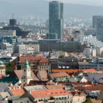 Prezident prednesie správu o stave krajiny, opozícia chce odvolať Sakovú a Šutaja Eštoka