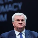Sybiha odsudzuje zrušenie sankcií pre Usmanova a Fridmana