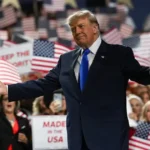 Trump vyzýva voličov, aby hlasovali, ako keby bol na lístku on, republikánom hrozí debakel