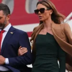 Trumpov syn zrejme vrátil ruskému oligarchovi peniaze za svadobnú oslavu na Bahamách