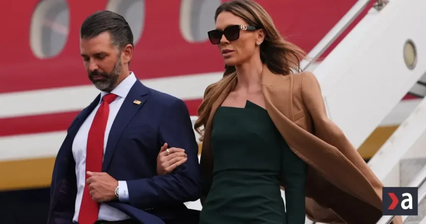 Trumpov syn zrejme vrátil ruskému oligarchovi peniaze za svadobnú oslavu na Bahamách