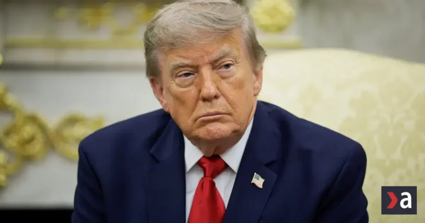 Víťazný oblúk sa zmení na vojenskú základňu. Trump povolil nasadenie dronov a ostreľovačov