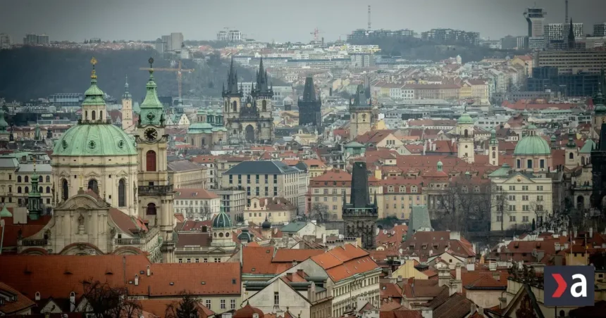 Vláda schválila rozpočet so schodkom 386 miliárd