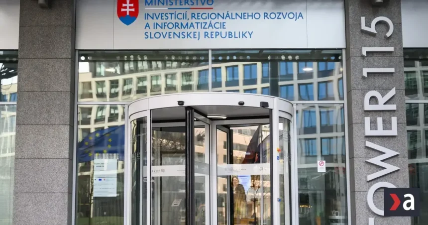 Eurofondy na digitalizáciu hrozí prepadnúť, štát varuje pred stratou miliónov
