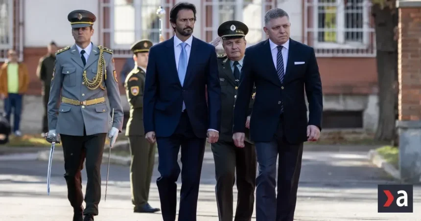 Fico nebezpečne blúzni, tvrdí profesor Bátora. Sme pripravení brániť vlasť?