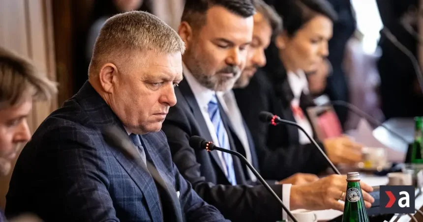 Fico opozičným poslankyniam: Správate sa ako baby na trhu